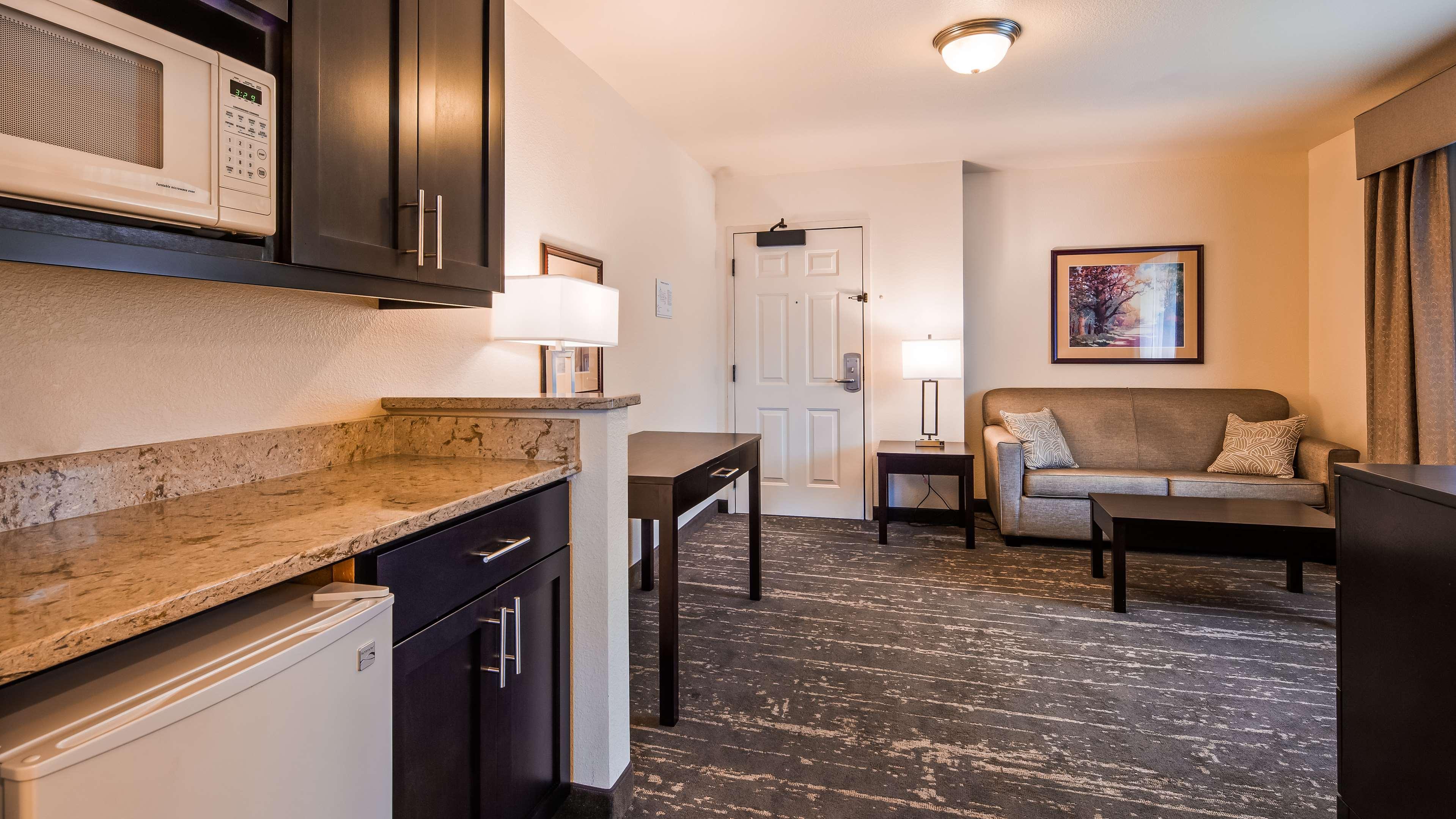 Best Western Plus Edmonds Harbor Inn Екстериор снимка