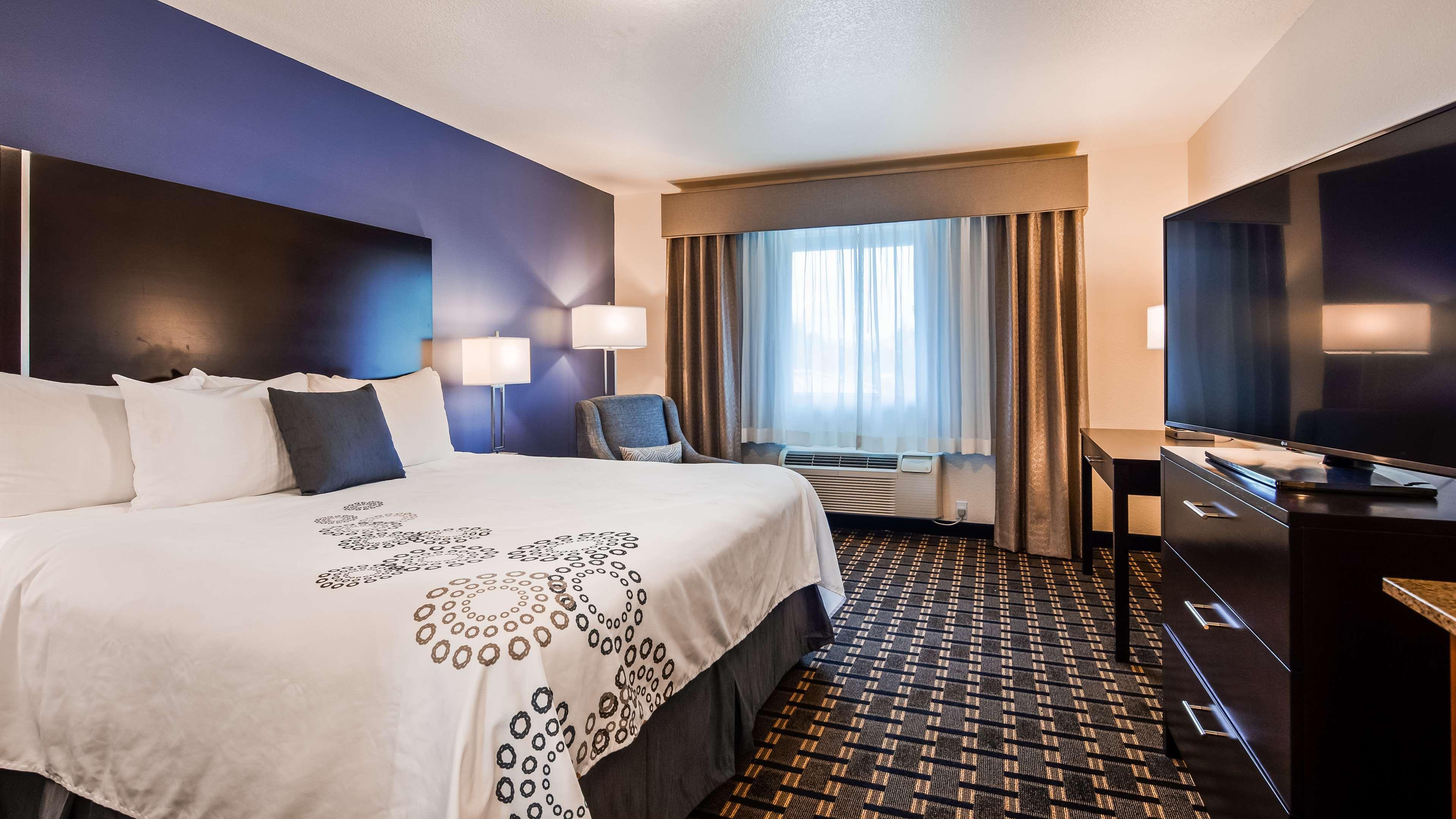 Best Western Plus Edmonds Harbor Inn Екстериор снимка