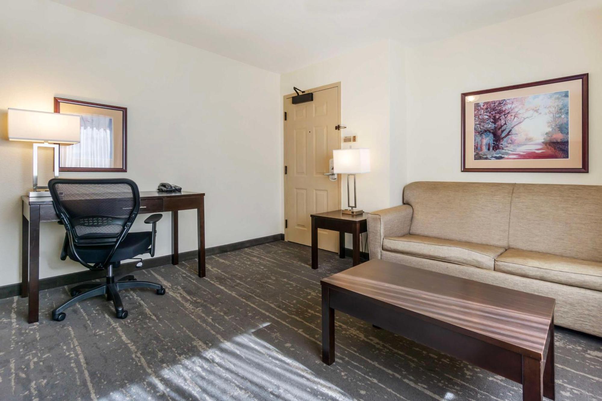 Best Western Plus Edmonds Harbor Inn Екстериор снимка