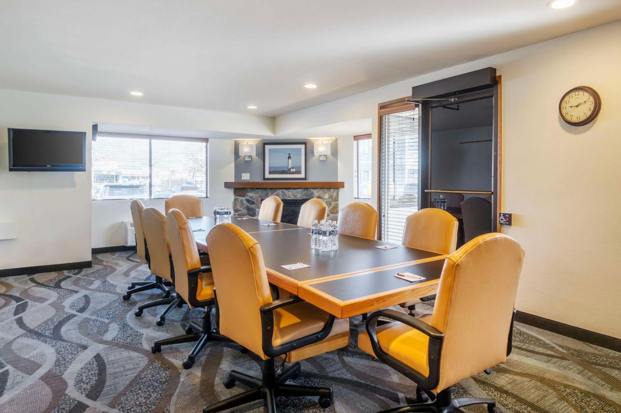 Best Western Plus Edmonds Harbor Inn Екстериор снимка
