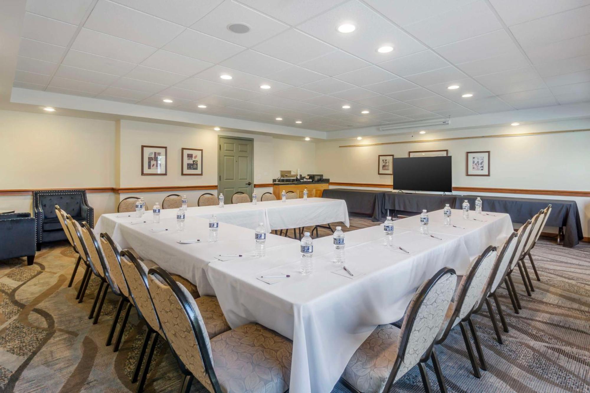 Best Western Plus Edmonds Harbor Inn Екстериор снимка