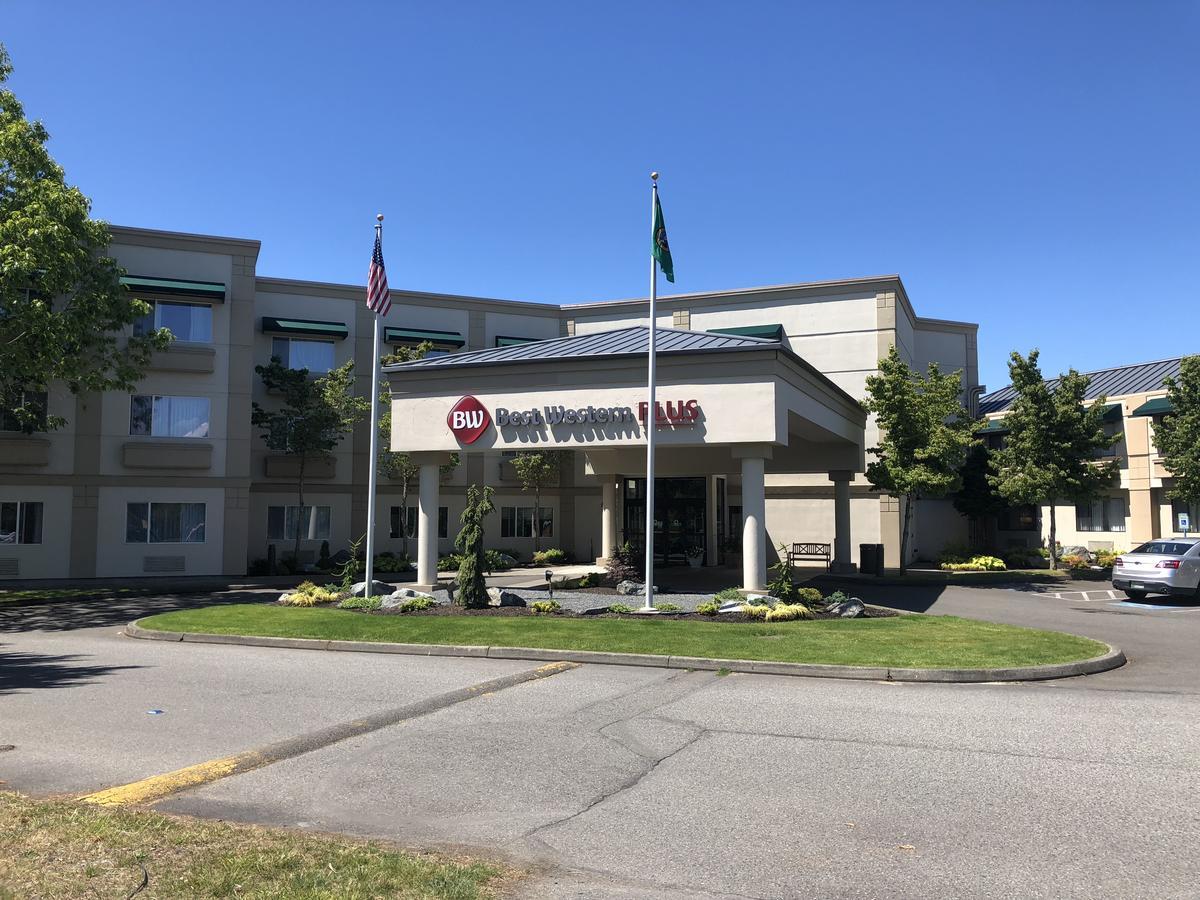 Best Western Plus Edmonds Harbor Inn Екстериор снимка